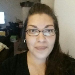 Meet your Posher, Angelique